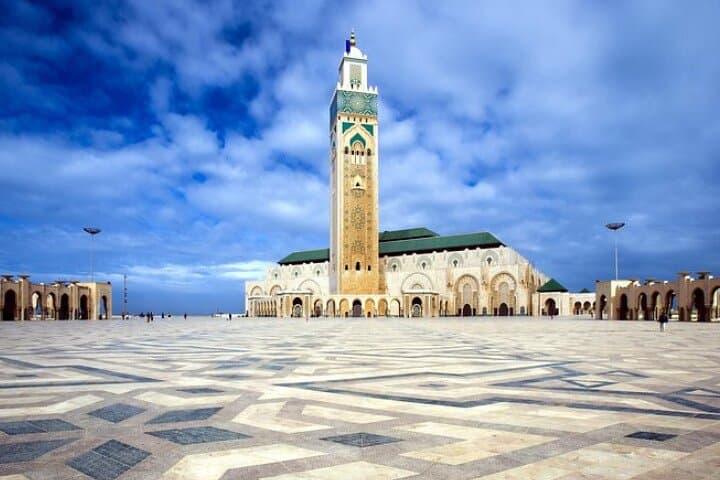 Casablanca Private City Tour: Hassan II Mosque, Habous Quarter & Mohammed V Square photo 1