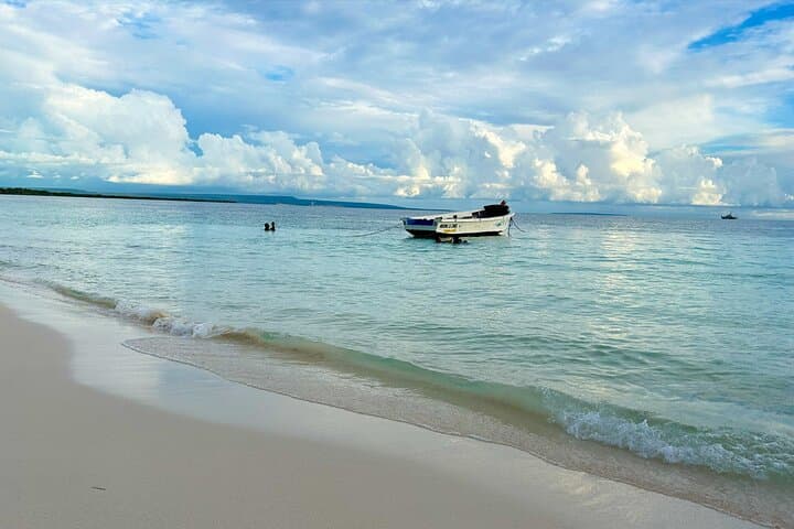 Private Pedernales Beach & City Tour — Malecón Stroll and Beach Time from the Port photo 3