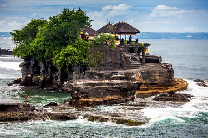Ubud to Tanah Lot: Private Day Tour to Monkey Forest, Tegenungan Waterfall & Artisan Villages photo 6