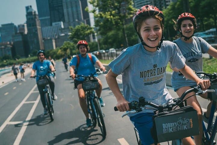 Explore Chicago’s Lakefront: Bike, Kayak, and Swim with the Chicago Adventure Pass photo 3