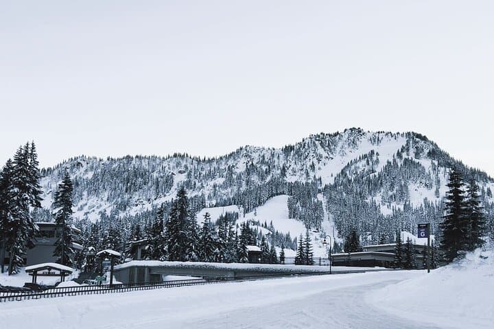 Stevens Pass Ski Resort Day Trip from Seattle — Shuttle, Sightseeing & Ski Time photo 4