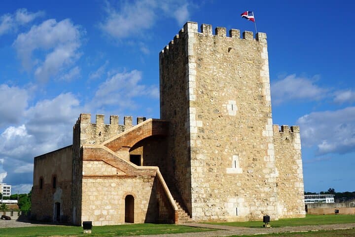 Santo Domingo Colonial Zone Walking Tour: History, Highlights & Practical Tips photo 6