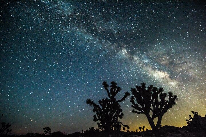 Joshua Tree Sunset and Stargazing Private Tour: An Evening Under Desert Stars