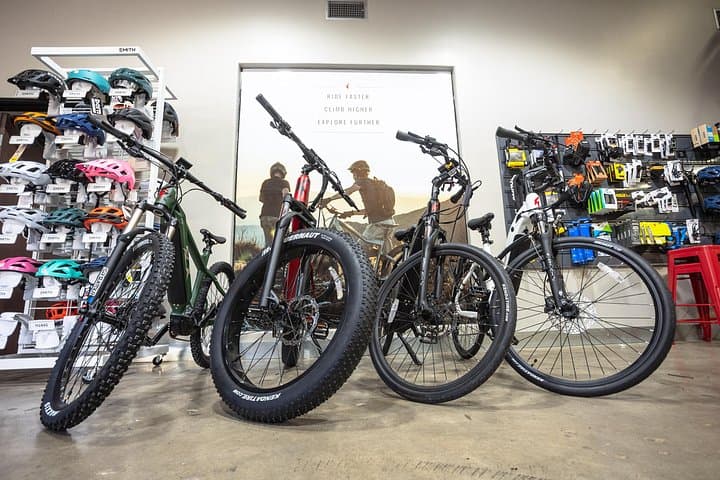 San Diego eBike Rentals: Cruise the Coast from Pacific Beach to Mission Bay photo 4