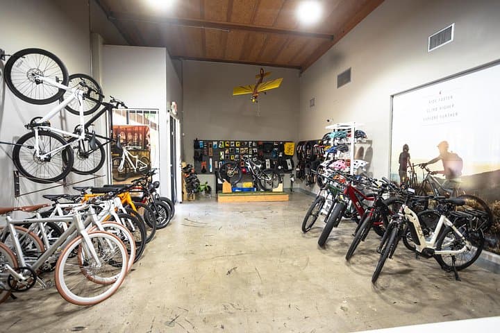 San Diego eBike Rentals: Cruise the Coast from Pacific Beach to Mission Bay photo 2