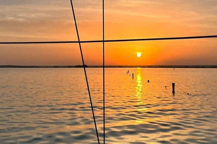 Bacalar Sunrise Sail: Private Breakfast, Bird Island & Cenote Swim photo 6