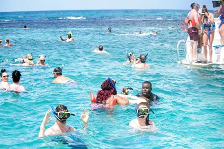 Catamaran Snorkel & Dunn's River Falls Party Cruise from Mahogany Beach photo 4