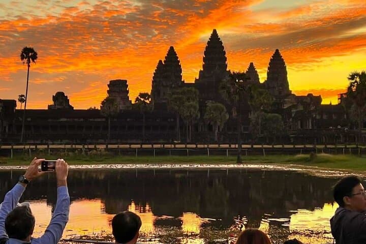 Hands-On Angkor: 2-Day Temple Tour and Khmer Pottery Experience photo 5