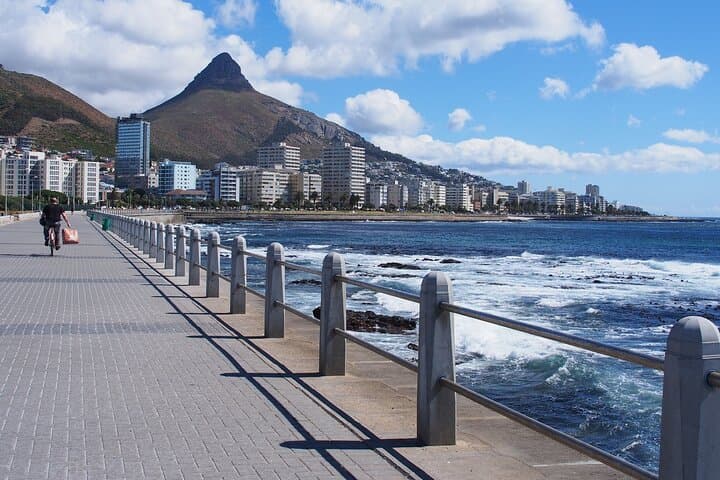 E-Bike Cape Town Atlantic Seaboard & Waterfront Half-Day Tour photo 2