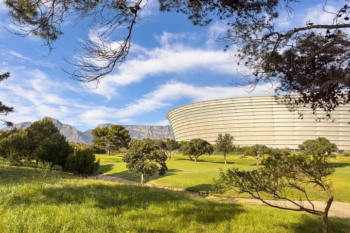 E-Bike Cape Town Atlantic Seaboard & Waterfront Half-Day Tour photo 4