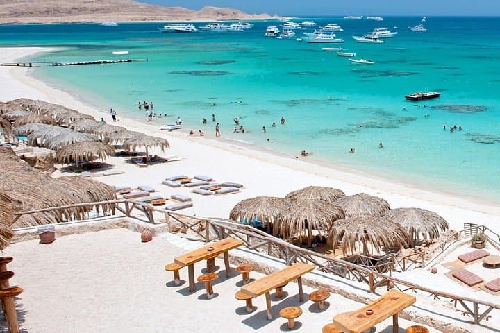 Eden Island Full-Day Boat Trip from Hurghada — Snorkel, Beaches & Buffet Lunch