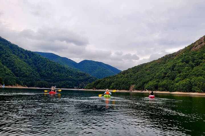 Paddle and Hike the Carpathian Lakes: Day Trip from Cluj-Napoca photo 5