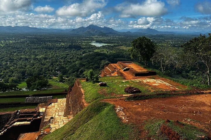 Sri Lanka Personal Tour Driver — Private Flexible Tours & Airport Transfer photo 6