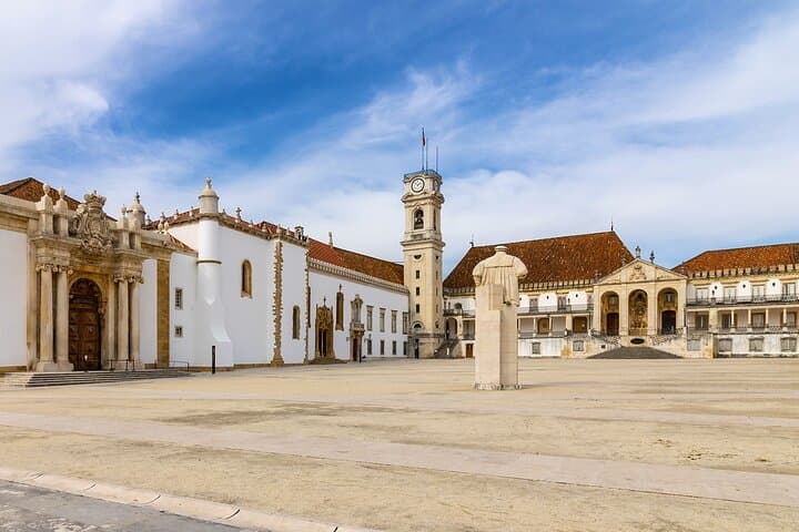 Porto to Lisbon Transfer with Stops: Óbidos, Fátima, Aveiro & Nazaré photo 6