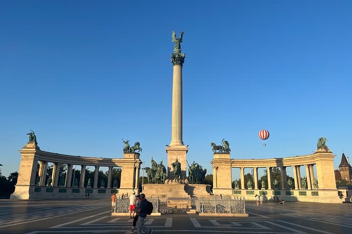 Full-Day Private Budapest City Tour by Car — Buda & Pest Highlights photo 5