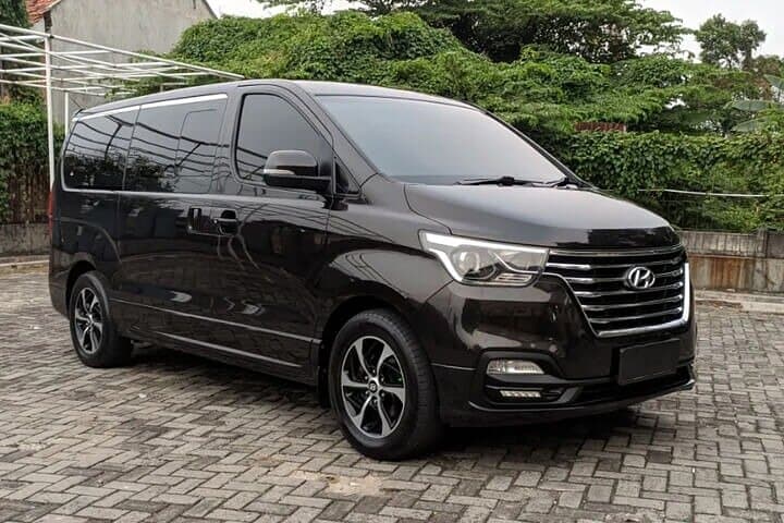 Private Minivan Transfer: Cape Town City Center to CPT Airport