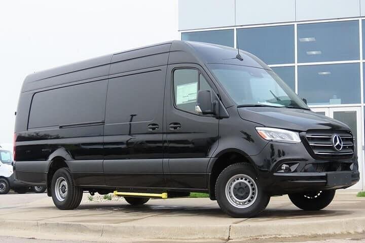 Private Transfer from Baltimore City Center to BWI Airport: Fast, Reliable Ride photo 1