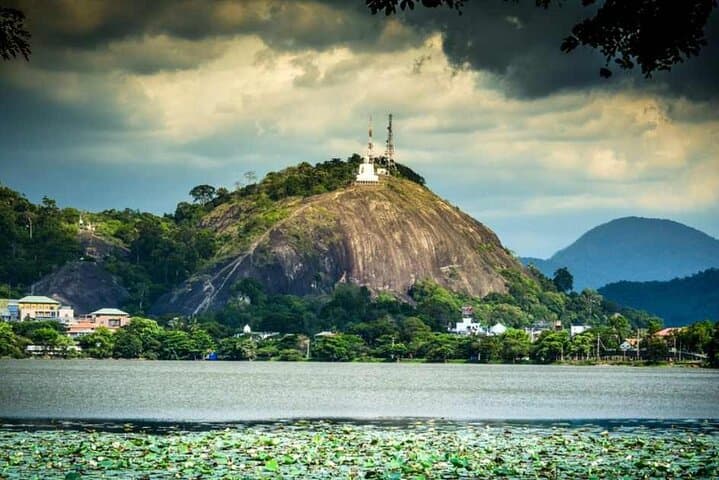 Athugala & Silver Temple Day Tour from Dambulla — Elephant Rock, 88-ft Buddha & Ridigama photo 4