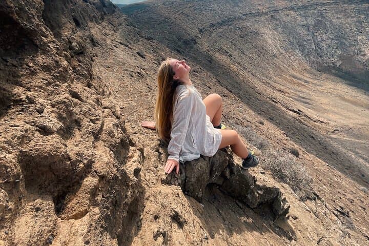Private 4-Hour Hike to Lanzarote's Highest Peak — Volcanic Ridges & Shoreline Photo Walk photo 5