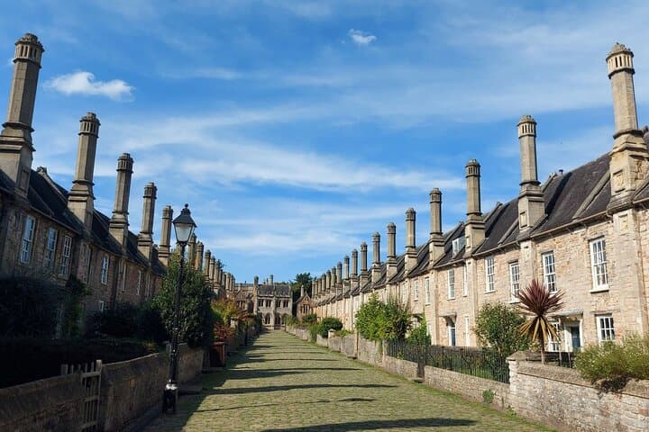 Private Half-Day Wells City Tour from Bath: Cathedral, Vicars Close & Bishops Palace photo 5