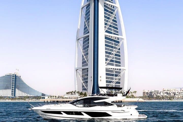 Private Luxury Yacht Rental in Dubai Marina — Sunset Cruises & Skyline Views photo 4