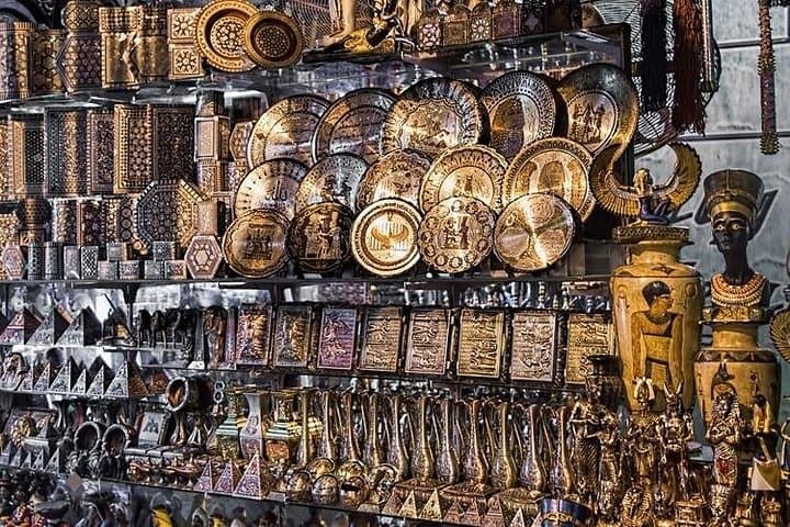 Guided Shopping Tour in Luxor — Papyrus, Stone Carving & Traditional Jewelry photo 2