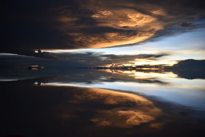 4-Day Private Bolivia Tour — La Paz, Uyuni Salt Flats & Lake Titicaca photo 2