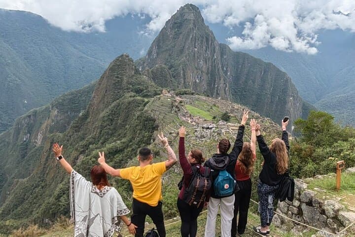 2-Day Guided Machu Picchu Train Tour from Cusco photo 3