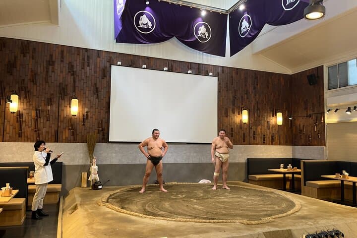 Sumo Show with Dinner in Tokyo: Meet Retired Rikishi and Taste Chanko photo 4
