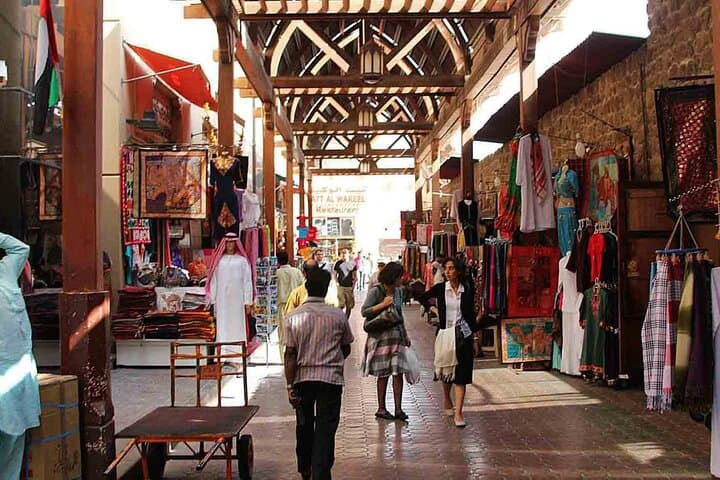 Private Dubai Old Souks & Creek Tour: Al Fahidi, Spice Souk & Abra Ride photo 2