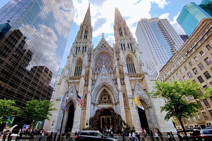 Midtown Wonders: 2-Hour Guided Walk Through Times Square, Grand Central & Rockefeller photo 2