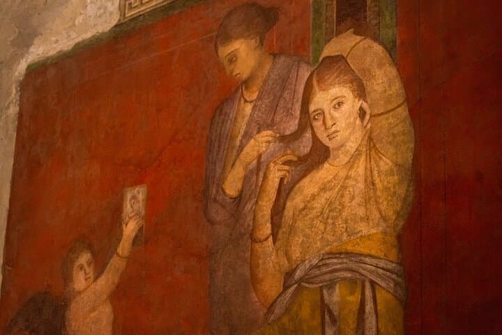 Archaeologist-Led Pompeii Tour with Exclusive Villa of the Mysteries Access photo 5