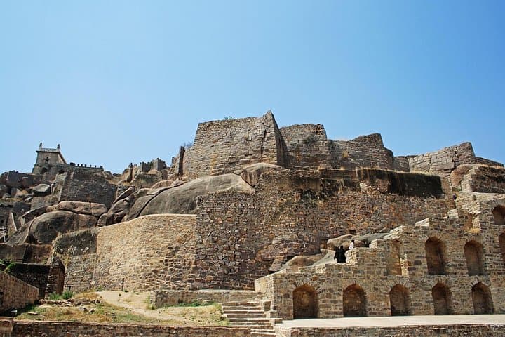Half-Day Golconda Fort and Qutub Shahi Tombs Tour — Hyderabad History, Light Show & Gardens