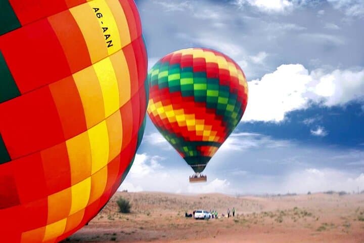 Sunrise Hot Air Balloon Ride and Bedouin Breakfast in Dubai Desert photo 4