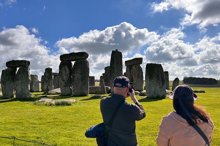 Private Day Tour from London: Stonehenge, Bath & Cotswolds Countryside photo 3