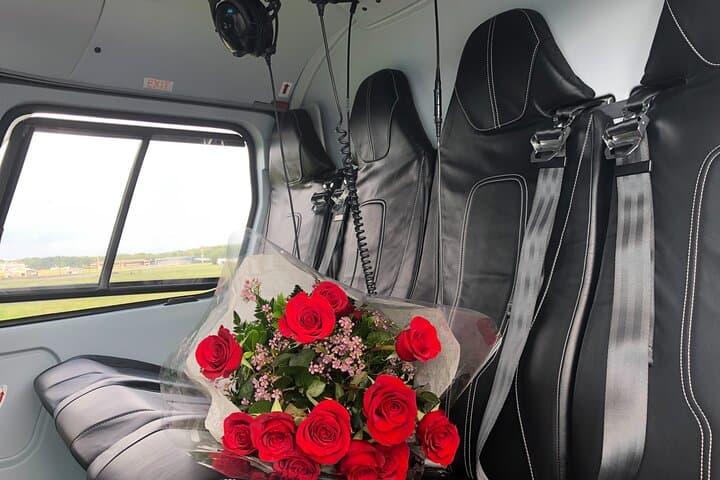 Romantic Helicopter Proposal from NYC to Candlelight Farms — Private Air Charter & Photographer photo 3
