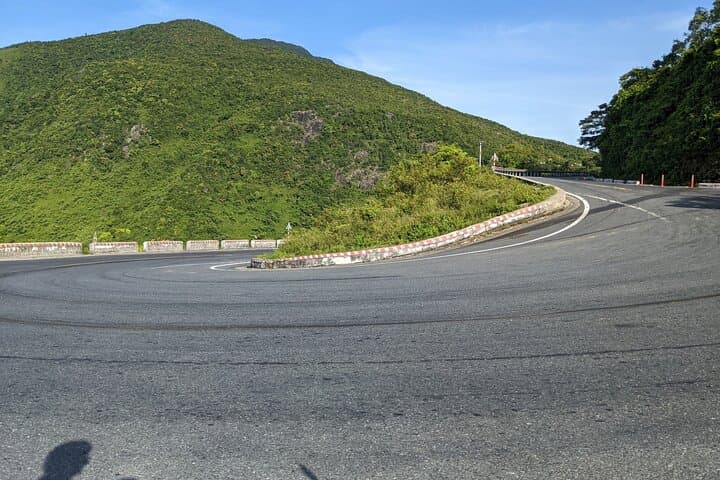Chan May to Hoi An via Hai Van Pass — Private Car Transfer and Scenic Drive photo 2