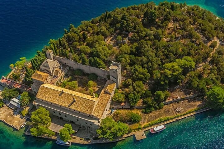 Private Boat to Mljet: Odysseus Cave, Polače Lakes & Saplunara Beaches photo 3