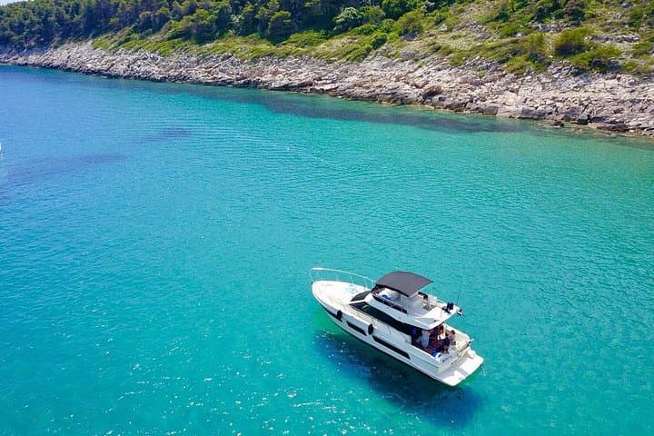 Private Boat to Mljet: Odysseus Cave, Polače Lakes & Saplunara Beaches photo 5