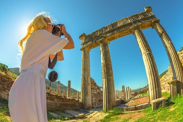 Athens in Six Hours: Best Shore Excursion from Piraeus to the Acropolis