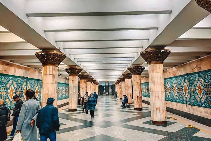 Tashkent Soviet Modernism Walking Tour: Subway Stations & Architectural Highlights photo 3
