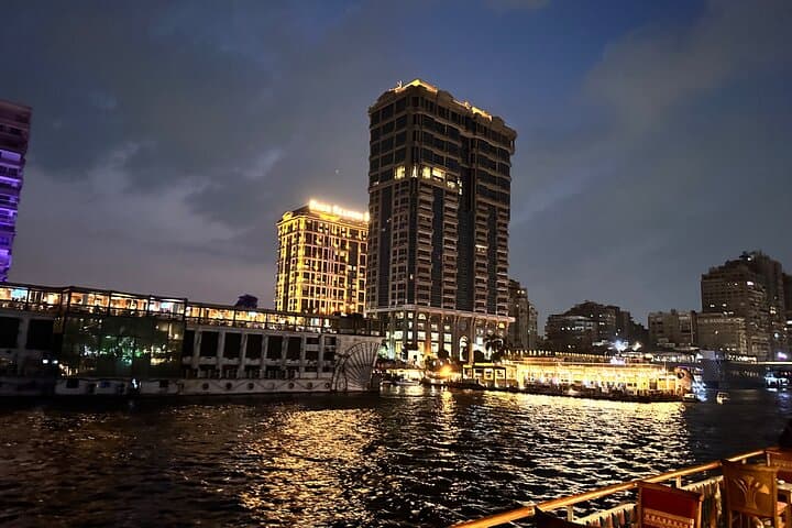 Cairo Nile Dinner Cruise with Belly Dancer & Tanoura Show photo 5