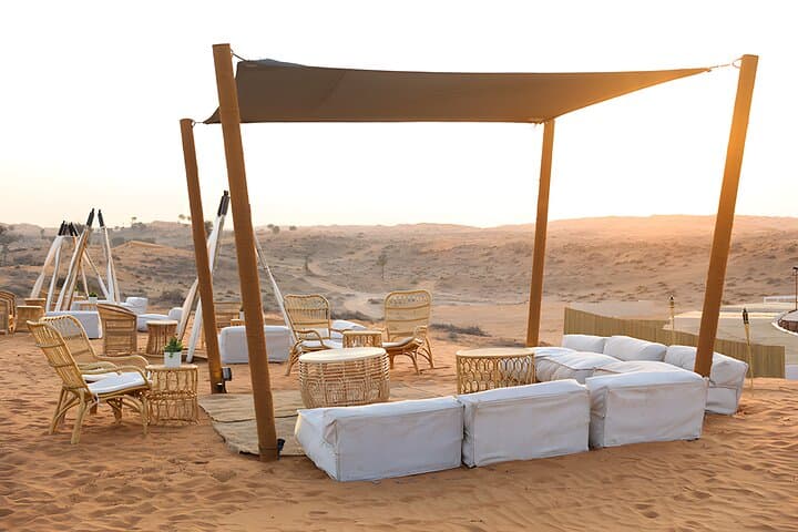 Dubai Red Dunes Private Desert Safari: 4x4 Dune Bashing, Falcons & Starlit Dinner photo 4