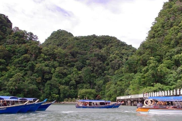 Langkawi Southern Island Geopark: Private Eagle-Watching & Island Hopping Tour