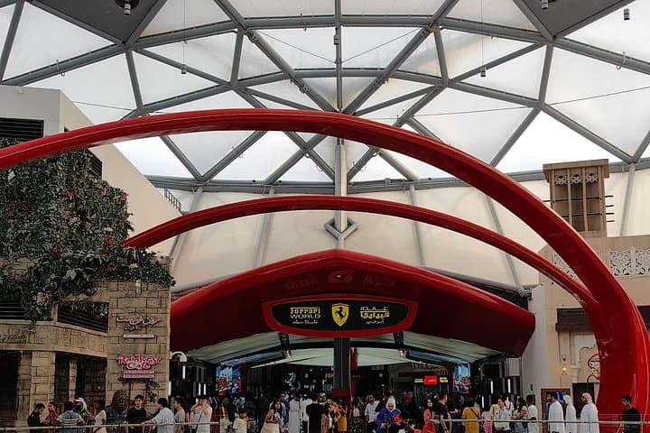 Abu Dhabi Full-Day: Sheikh Zayed, Louvre, Qasr Al Watan & Ferrari World