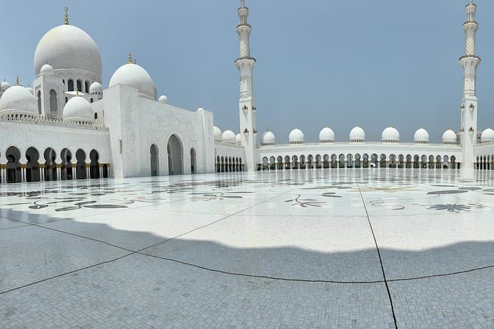 Abu Dhabi Full-Day: Sheikh Zayed, Louvre, Qasr Al Watan & Ferrari World photo 2