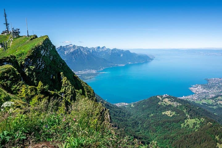 Montreux to Rochers-de-Naye: Cogwheel Train to Alpine Garden, Marmots & Summit Views