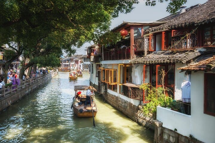 Zhujiajiao Water Town and Shanghai: Private Day Tour of Canals, Gardens & Skyline photo 2