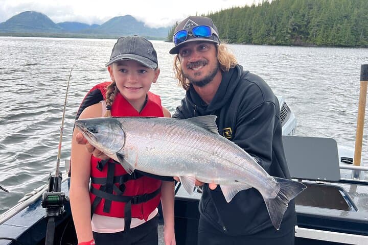 Private Ketchikan Salmon Fishing & Wildlife Viewing Charter photo 4