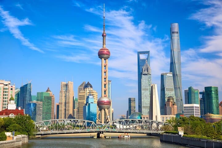 Full-Day Private Tour Shanghai: Bund, Yu Garden & French Concession photo 2